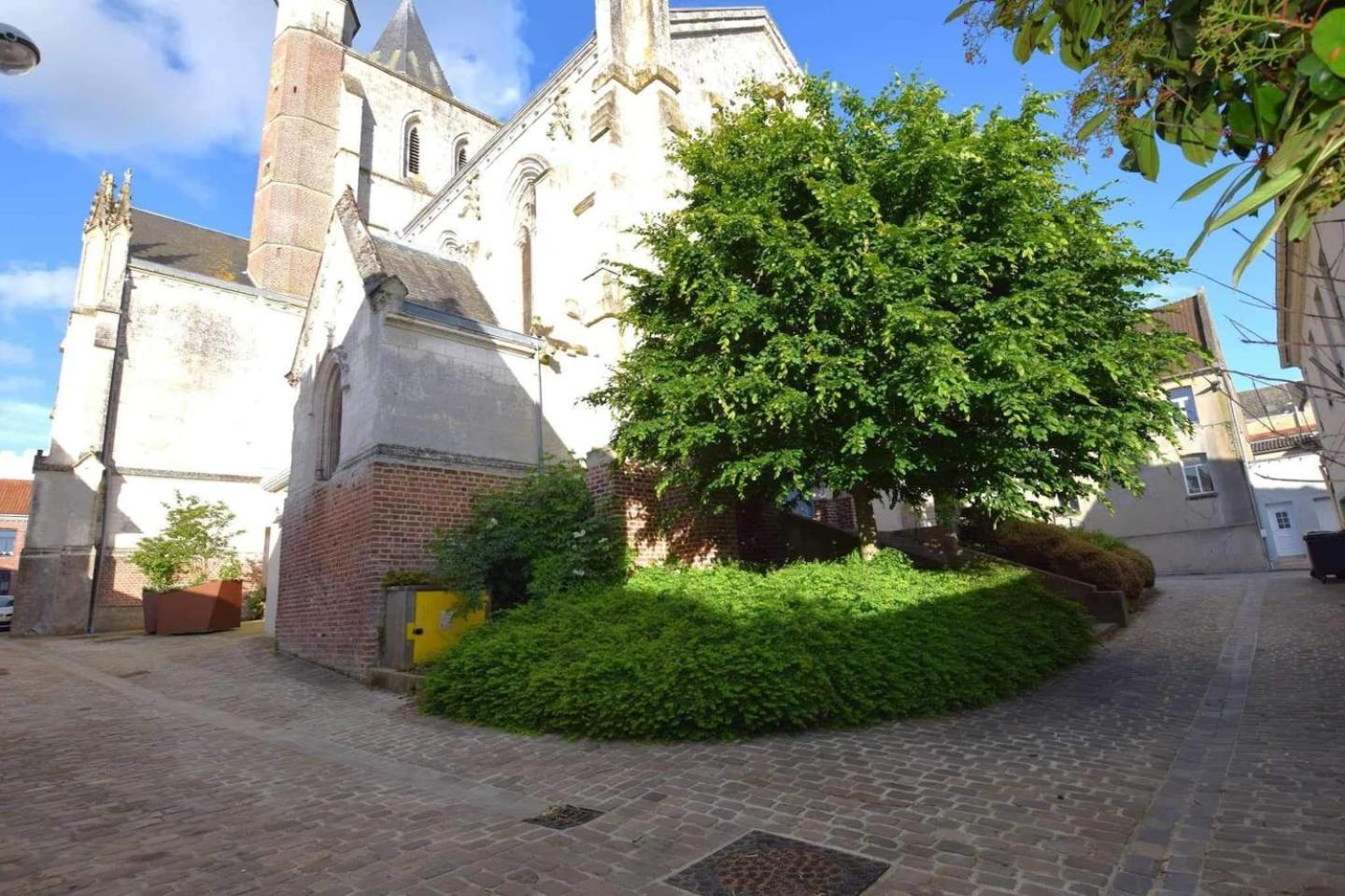 Le Notre Dame Villa Ardres Bagian luar foto